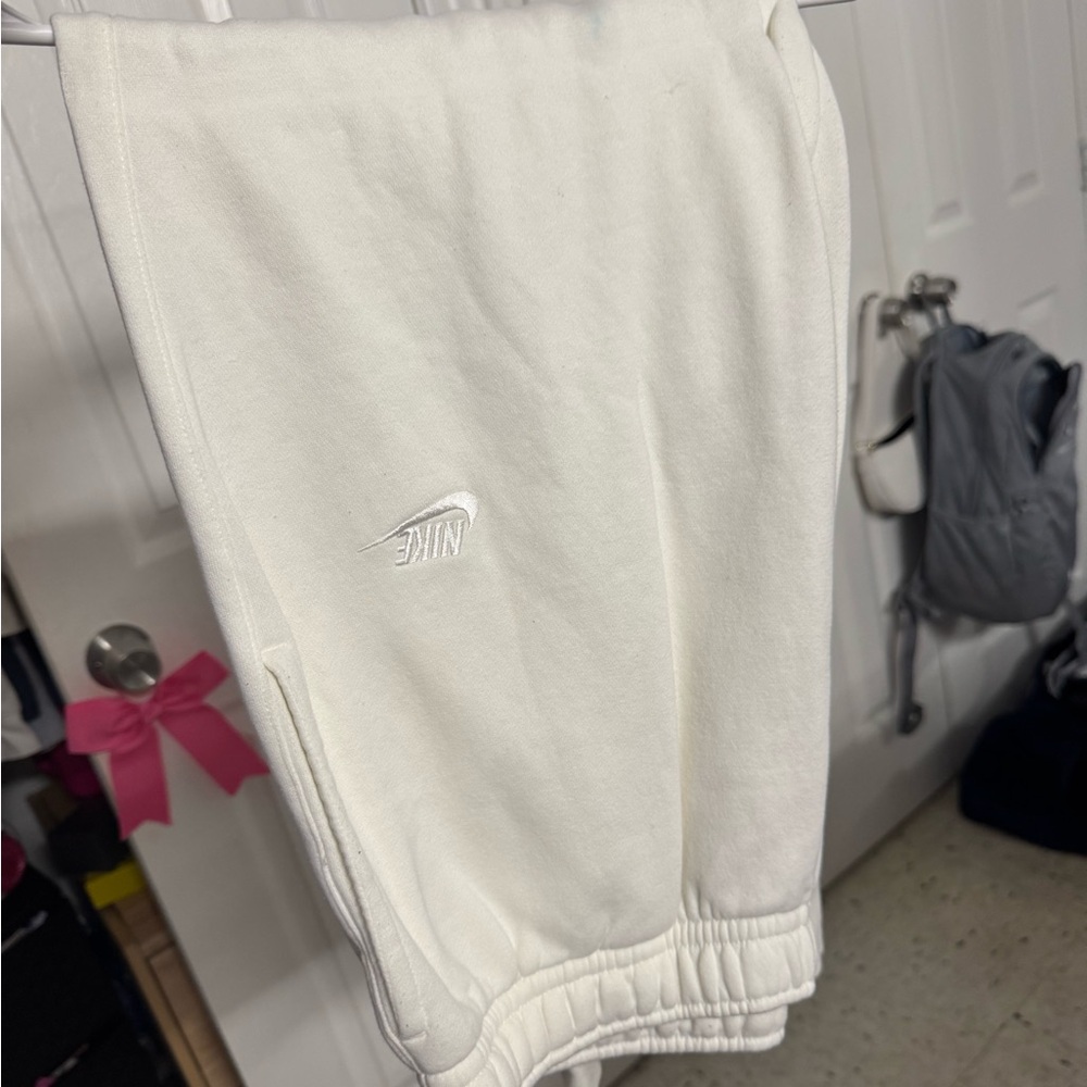 white nike sweats